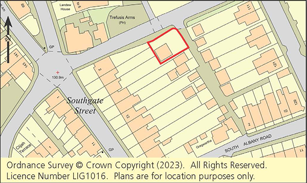 Lot: 129 - BUILDER'S STORE WITH PLANNING -